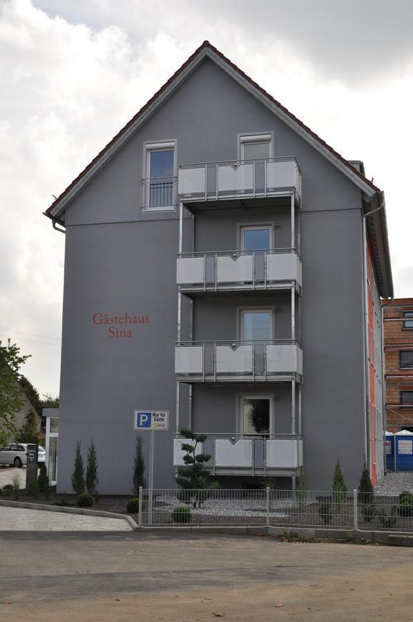 Goldener Schluessel Mit Gaestehaus Sina Nordlingen Bagian luar foto